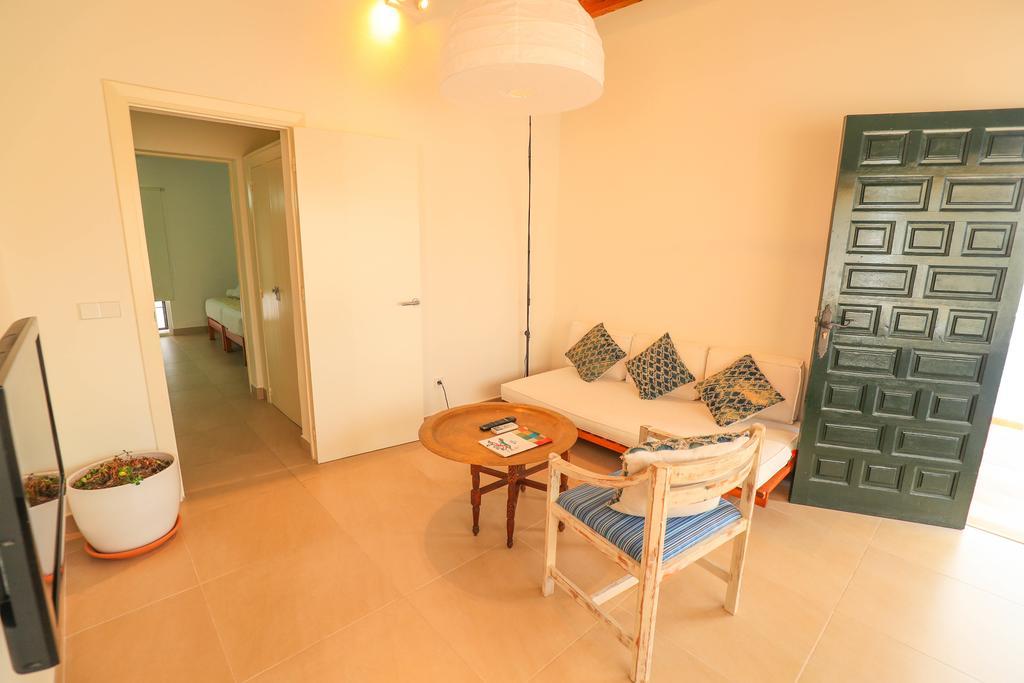 Es Mitjorn Hotel Σαν Αντόνιο Εξωτερικό φωτογραφία