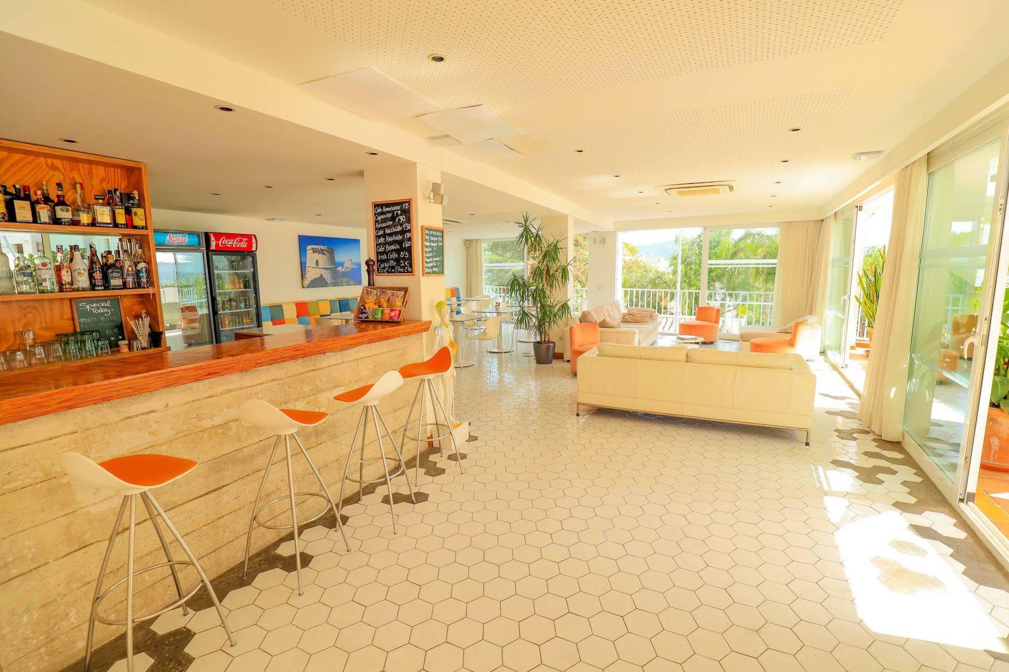Es Mitjorn Hotel Σαν Αντόνιο Εξωτερικό φωτογραφία