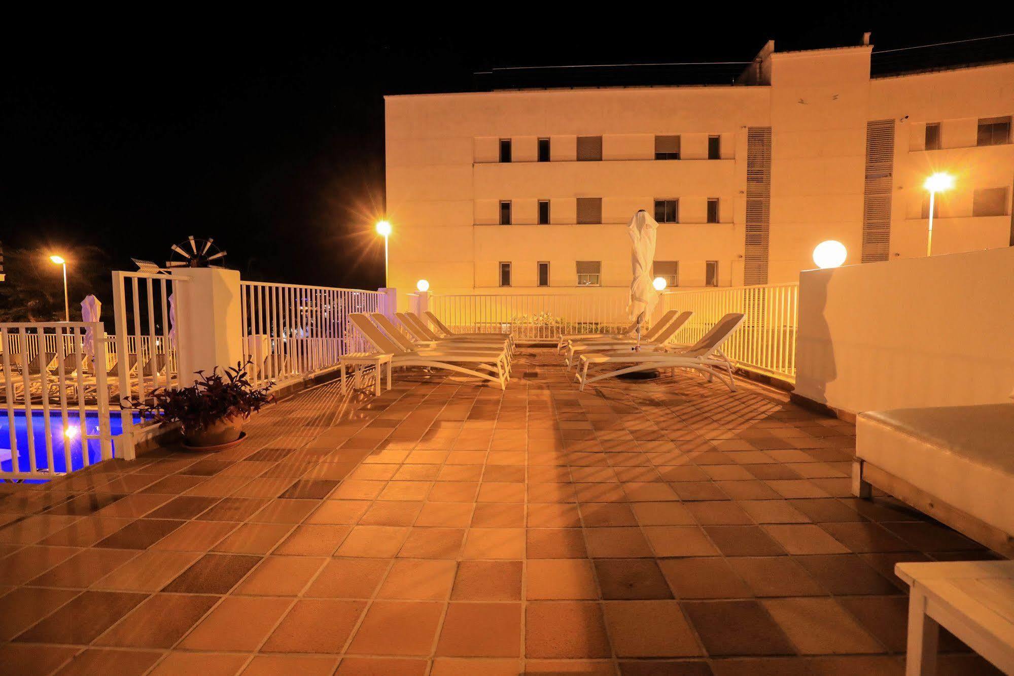Es Mitjorn Hotel Σαν Αντόνιο Εξωτερικό φωτογραφία