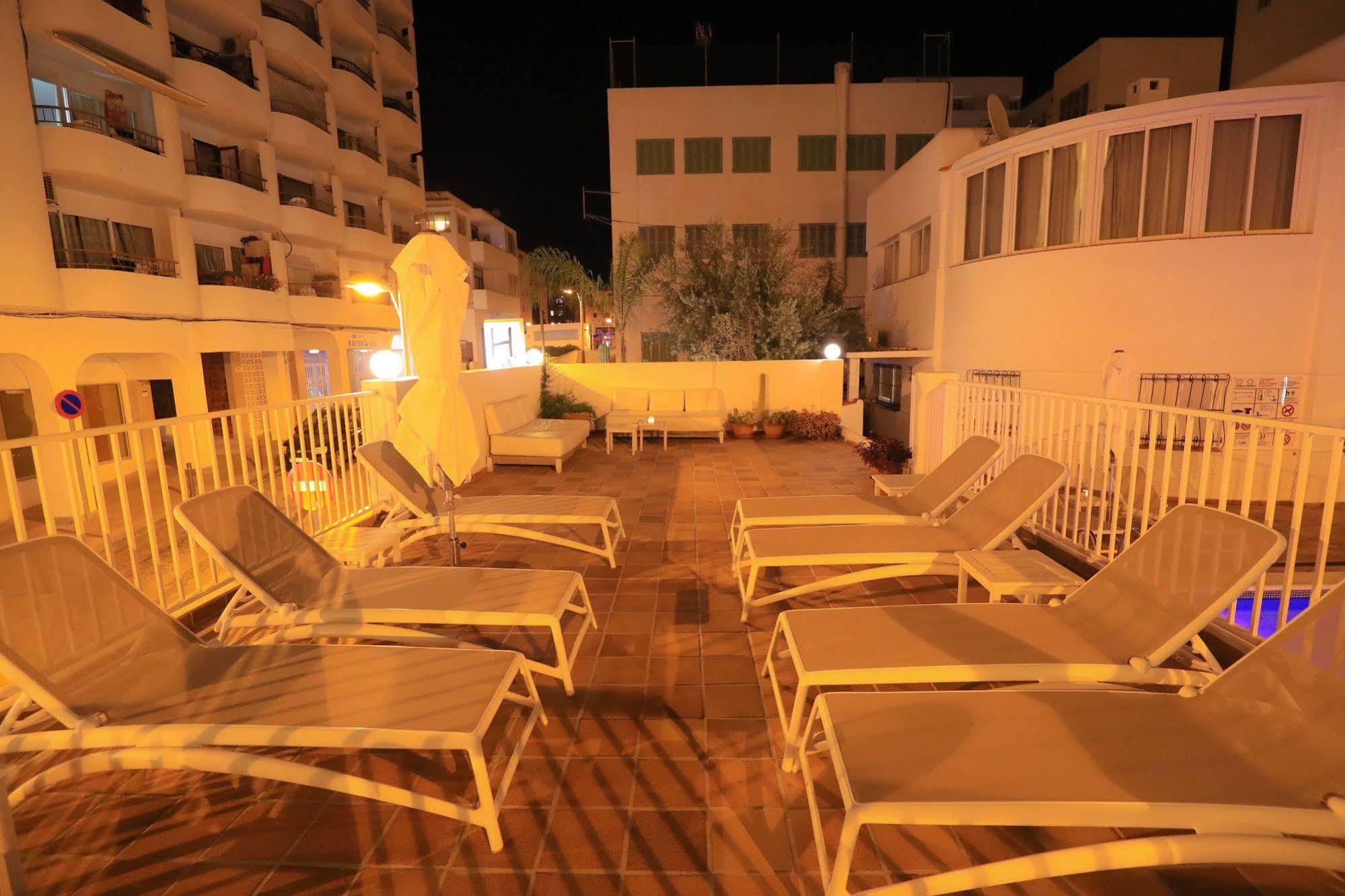 Es Mitjorn Hotel Σαν Αντόνιο Εξωτερικό φωτογραφία